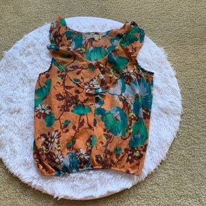 Sleeveless floral shirt